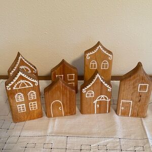 Handcrafted Wooden Holiday House Set - Natural Brown